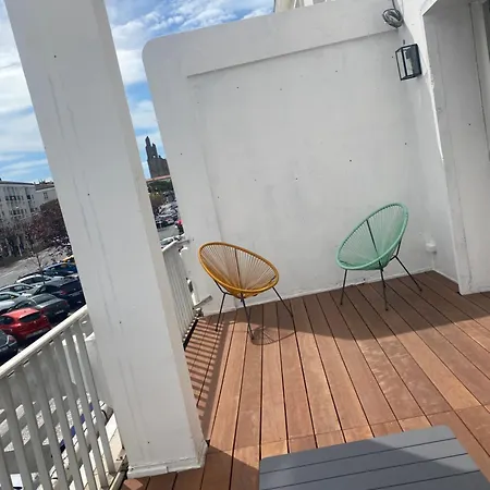 100 Metres De La Plage Royan Exterior photo